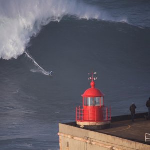 Instagram post by Surfline • Jan 2, 2018 at 4:04am UTC