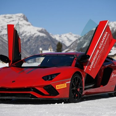 Lamborghini on Instagram: “Drive a Lamborghini super sports car through the stunning Canadian scenery!  Book your Winter Accademia experience now at:…”