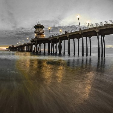 Joel on Instagram: “Gold Coast . . . . . . #surfer #surfing #surf #waves #spray #yew #pitted #gnar #huntingtonbeach #surfcityusa #beach #beachlife…”