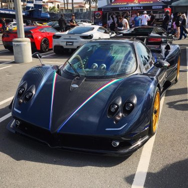 Caradise on Instagram: “Pagani Zonda Cinque | #pagani #zonda #tricolore #paganizonda #paganizondatricolore #zondatricolore #carsncopters #huntingtonbeach #live…”