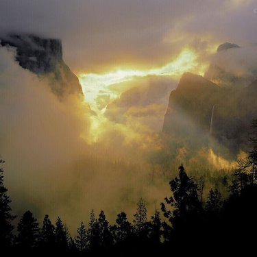 Ed Cooper Photography on Instagram: “In an epic shot, here we see a brief clearing in a storm over Yosemite Valley, seen near sunrise from Inspiration Point. You can see El…”