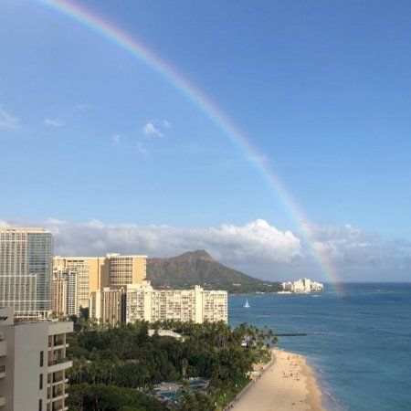 Hawaiian_Time on Instagram: “5/14/2018 6:03pm “Hawaiian_Time” #nofilter #hawaiianrainbow #waikikirainbow #waikikibeach⛱ #diamondhead⛰ #pacificocean #waikiki96815…”