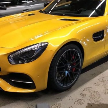 Doreen Seidel on Instagram: “7 AM ... completely asleep  but when I see this beauty all gets well  @alextoril  stole your caption  #Amg #gt #gtcroadster #mercedes”