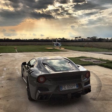 Gianpaolo_cavallina on Instagram: “E anche questa giornata è finita!!! #lifetime #lifeincolor #ferrari #f12tdf #cars #carshow #carstagram #carsofinstagram #sunset #instacar…”