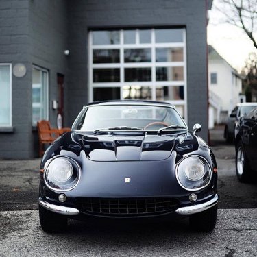 Vintagecardreams on Instagram: “What a stunning Ferrari..Photo by ?..#ferrari #classiccar #vintagecar #macchina #italia #scuderia”