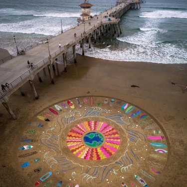 Micah Fitch on Instagram: “Low Tide Aliens in HB this morning! #lowtidealiens #huntingtonbeach #surfriderfoundation”