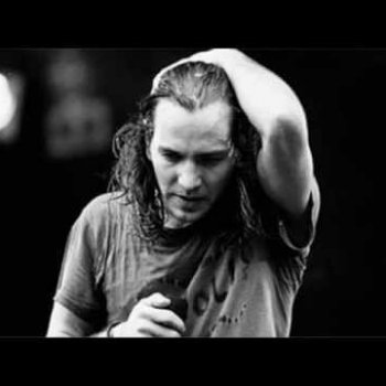 Pearl Jam ~~ Black ♥