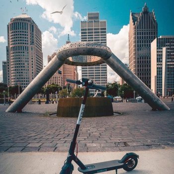 Bird on Instagram: “Bird(s) in Detroit #enjoytheride: @tslcproductions”