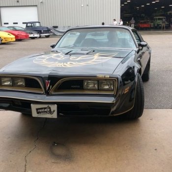 Restore A Muscle Car on Instagram: “Another beautiful 1977 Trans Am headed to it’s new owner is Illinois#pontiactransam #transam #pontiac #musclecars@warfightertobacco”