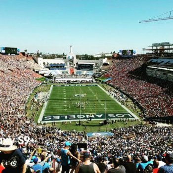 LeMar Anderson on Instagram: “Rams v. Chargers at the Colusiem #socalprofootball #samsung9plus”