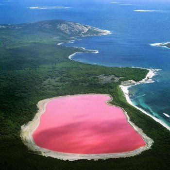 Lake Hillier