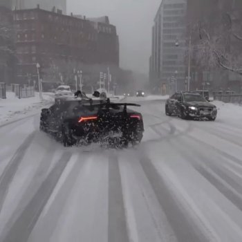 Drivers District on Instagram: “When you realize that the Lambo has a better AWD than the Audi  (wait for the end)! Would you drive the Huracan like this? |…”