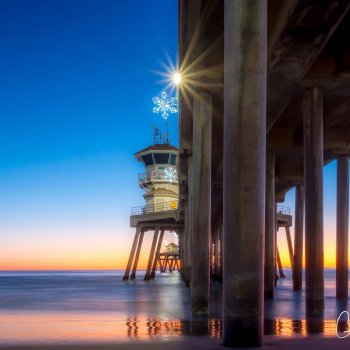 Gus Martinez on Instagram: “Welcoming 2019 like! #huntingtonbeach #surcityusa #huntingtonbeachcommunity #orangecounty #visitoc #chasinglight #cbsla #abc7eyewitness…”