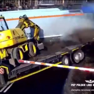 Worst Car Crashes on Instagram: “Huge truck blatantly drives through railroad crossing barrier and gets hit by a train”