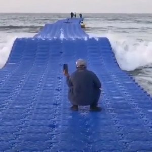Surfer Girl on Instagram: “tag a surfer!.???? - Follow:@surfmecca Follow@surfmecca For more cool content ????✌️ - - Vide by :@do.win…”